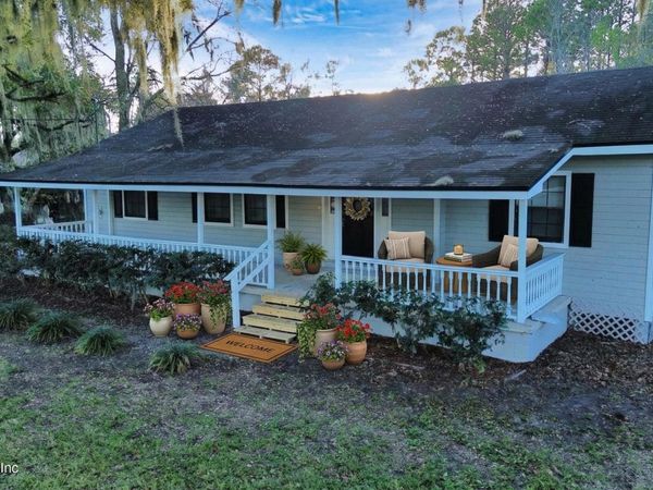 13828 WOODLAND Drive, Jacksonville, FL 32218