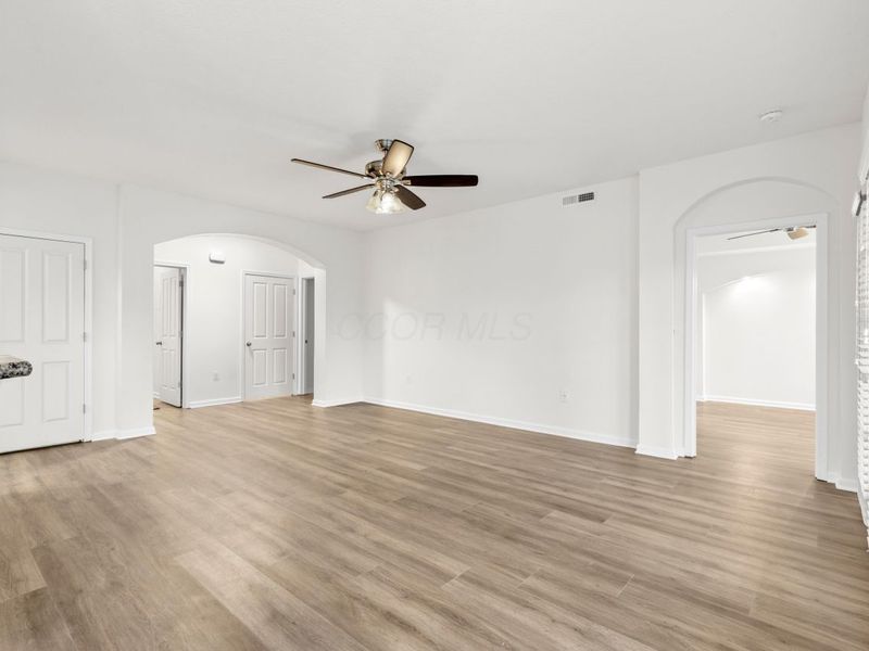 599 Wintergreen Way, Lewis Center, OH 43035 Photo 5