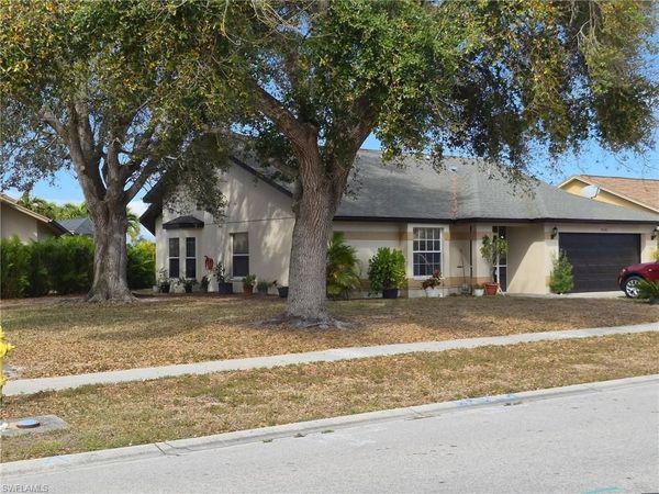 10520 Regent CIR , NAPLES, FL 34109