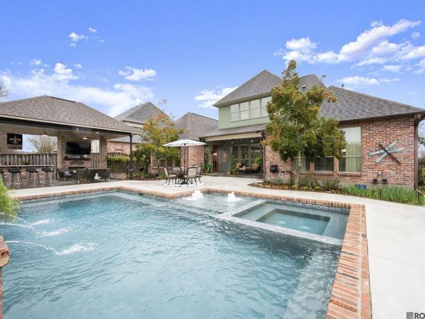 14444 Memorial Tower Dr, Baton Rouge, LA 70810