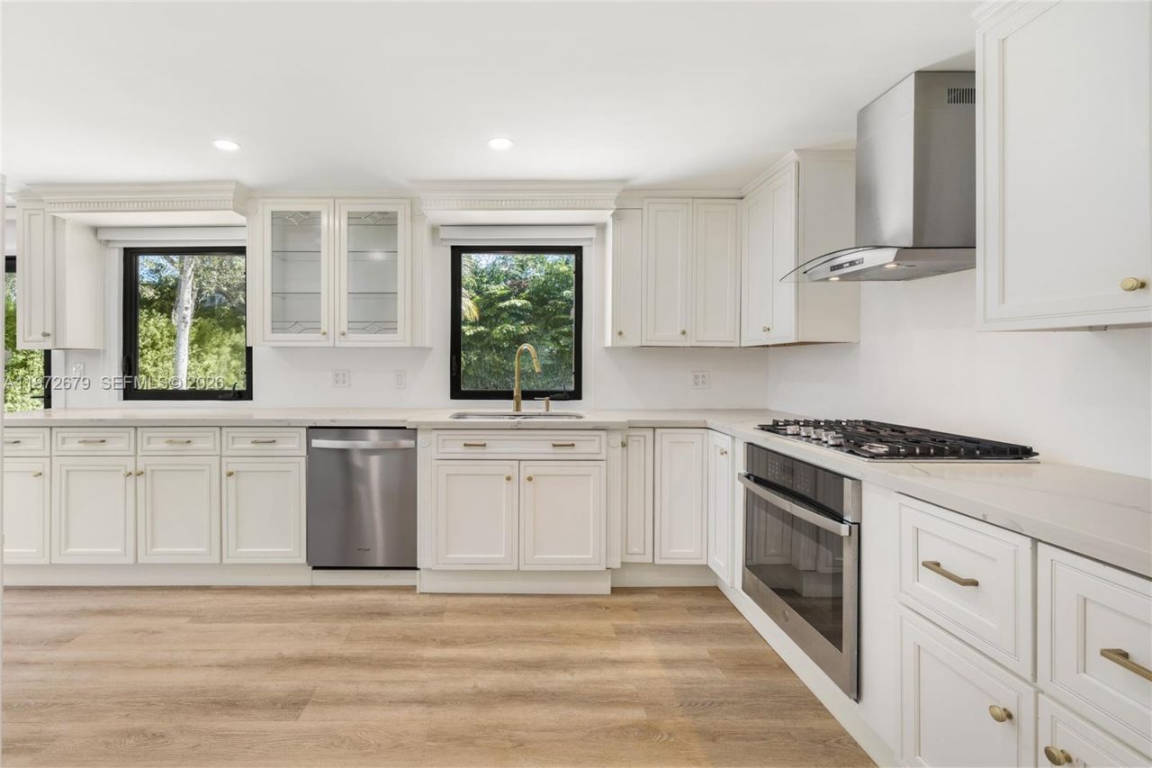 7111 SW 63rd Ave , South Miami, FL 33143 Photo