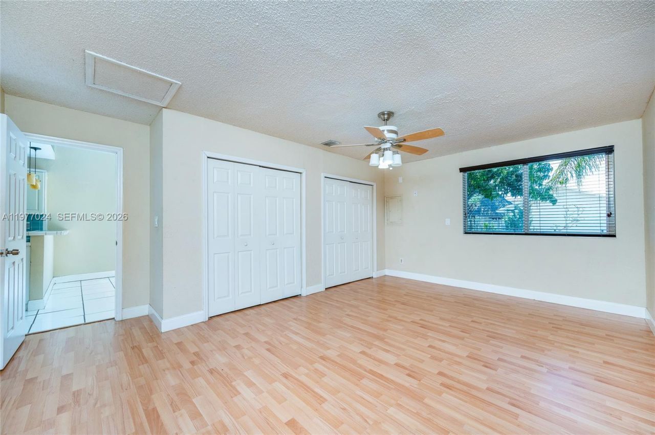 12930 SW 190th St , Miami, FL 33177 Photo