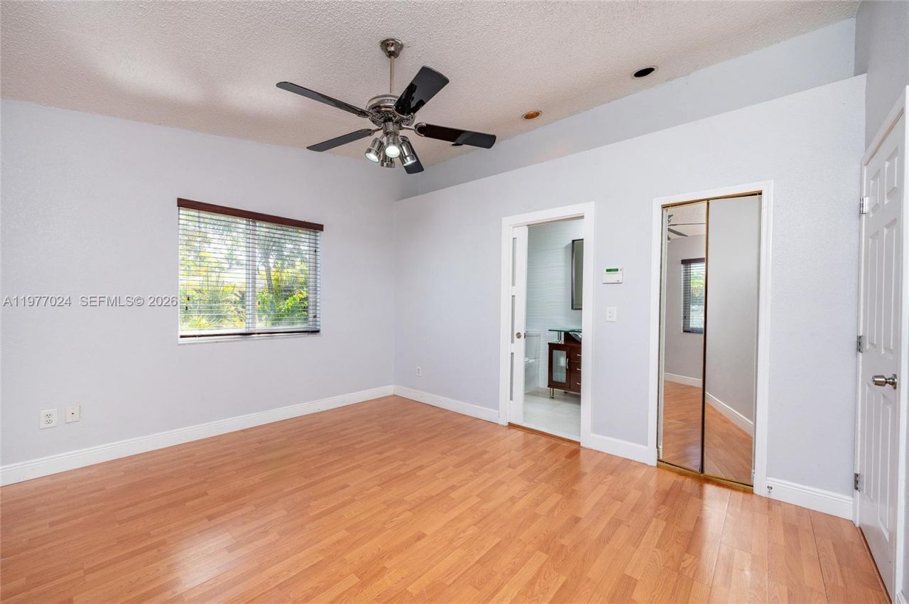 12930 SW 190th St , Miami, FL 33177 Photo