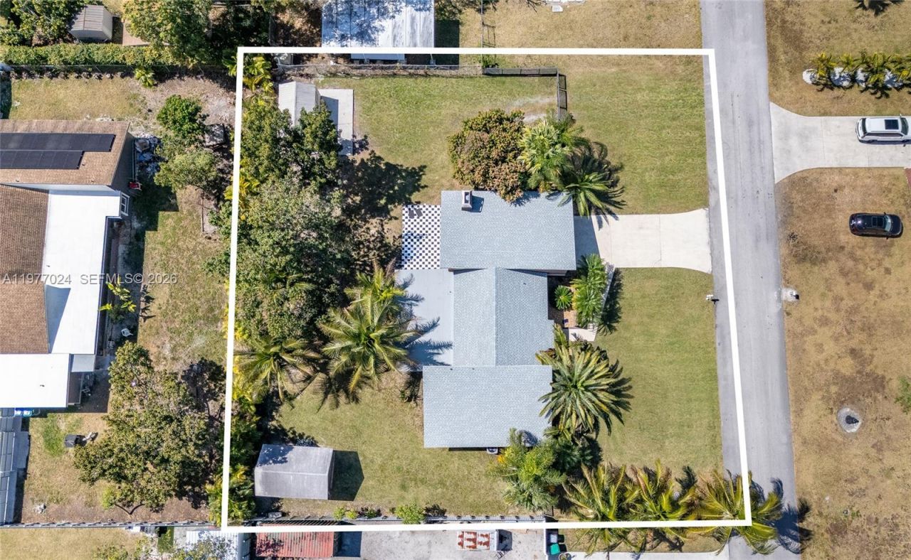 12930 SW 190th St , Miami, FL 33177 Photo