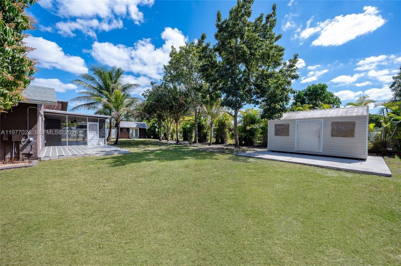 12930 SW 190th St , Miami, FL 33177 Photo