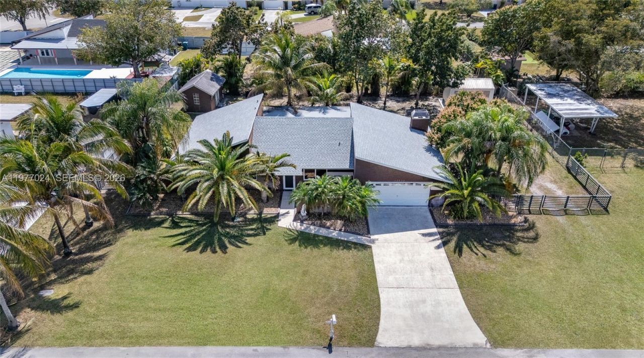 12930 SW 190th St , Miami, FL 33177 Photo