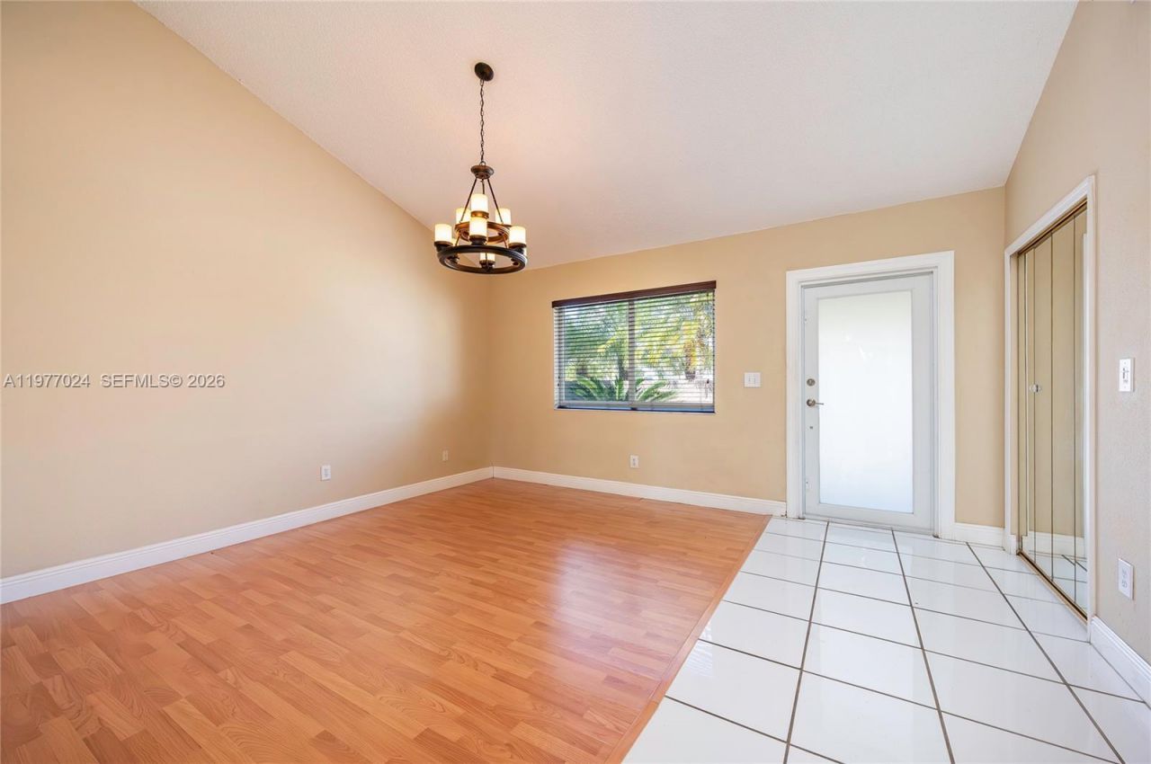 12930 SW 190th St , Miami, FL 33177 Photo