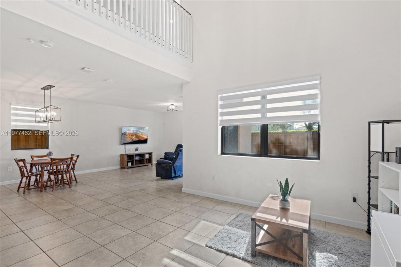 2380 NE 1st St , Homestead, FL 33033 Photo