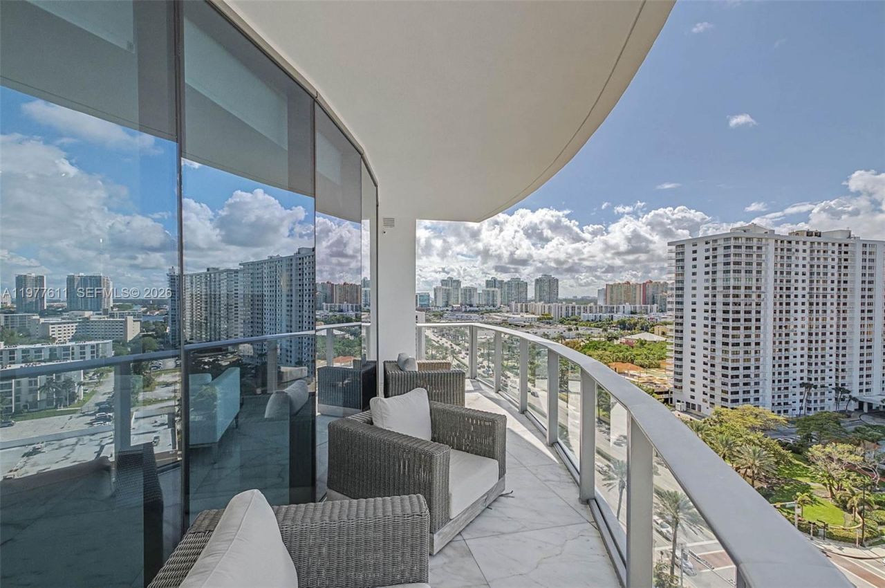 17475 Collins Ave, Unit 904, Miami Beach, FL 33160 Photo
