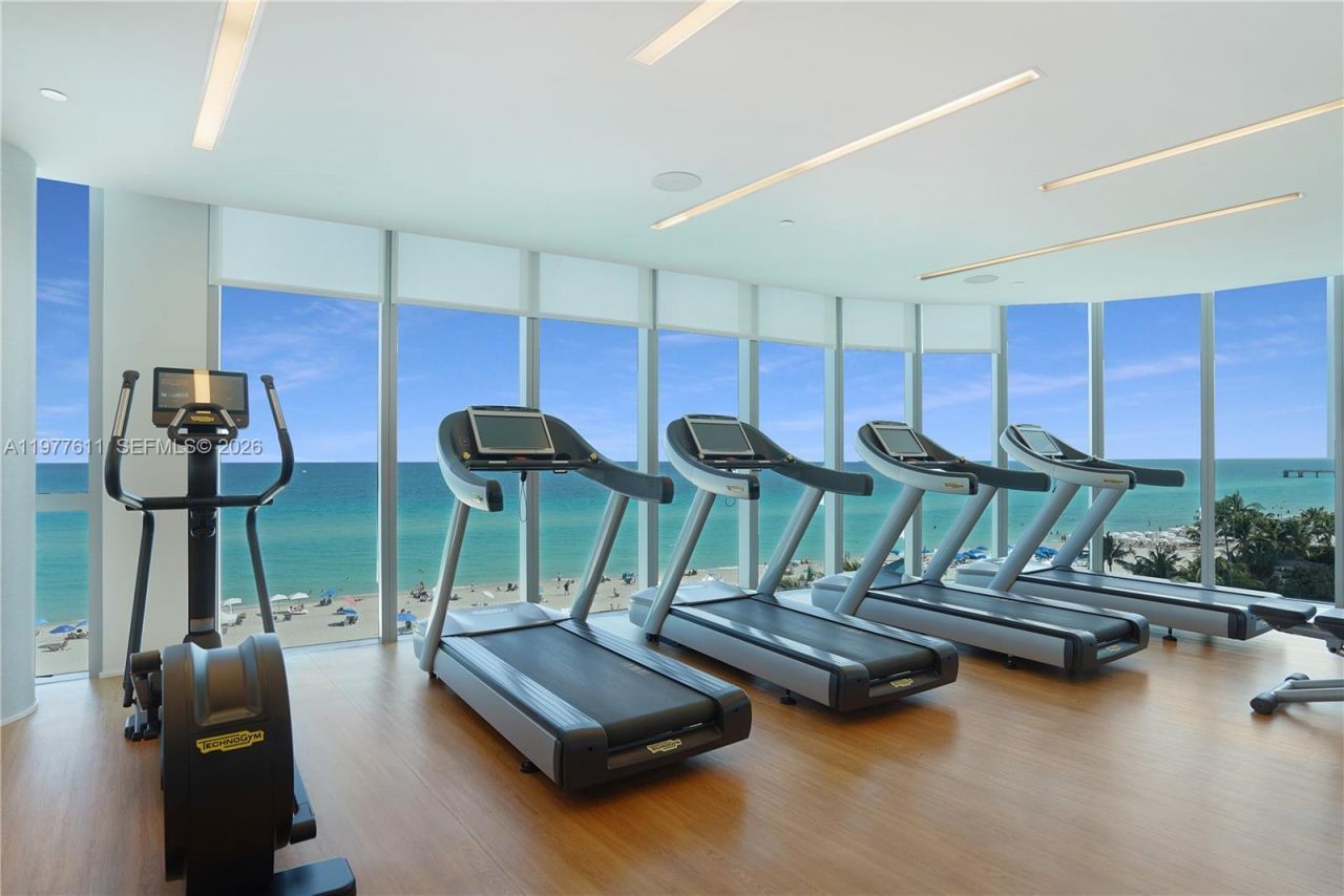17475 Collins Ave, Unit 904, Miami Beach, FL 33160 Photo