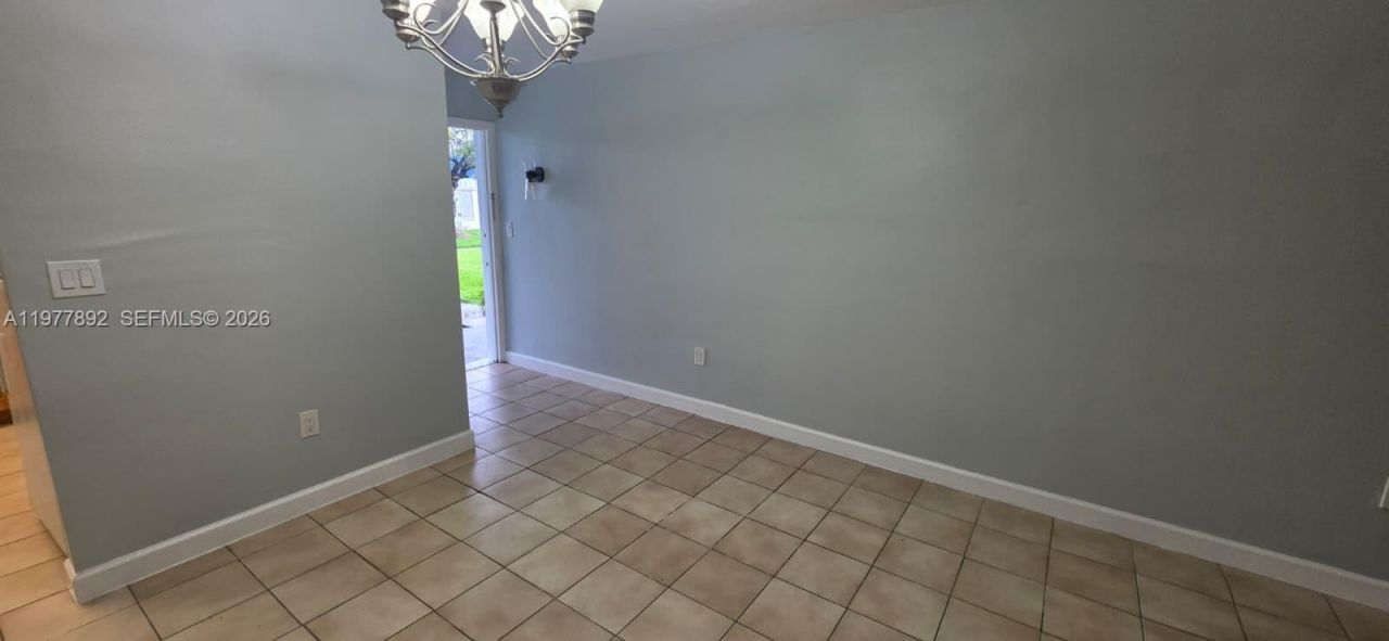 7570 SW 82nd St, Unit F110, Miami, FL 33143 Photo