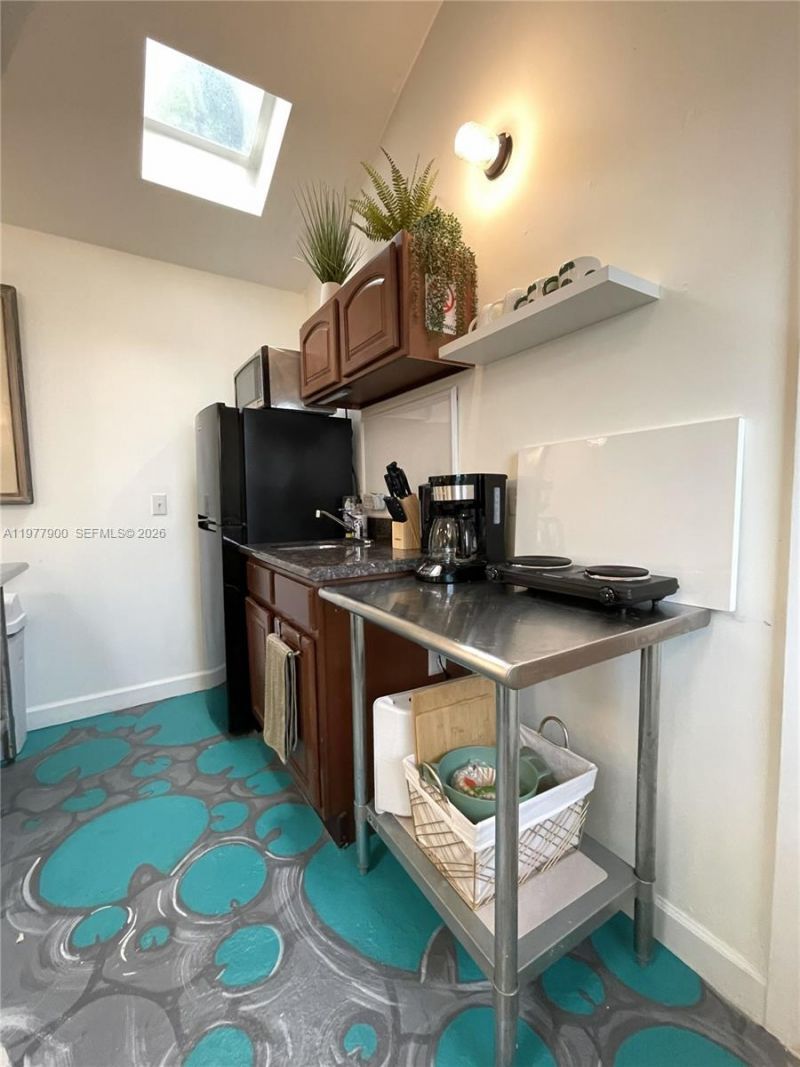 118 NW 24th St, Miami, FL 33127 Photo