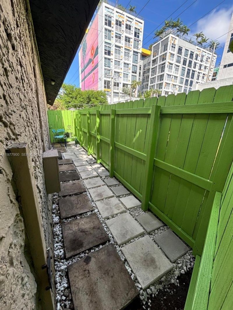 118 NW 24th St, Miami, FL 33127 Photo