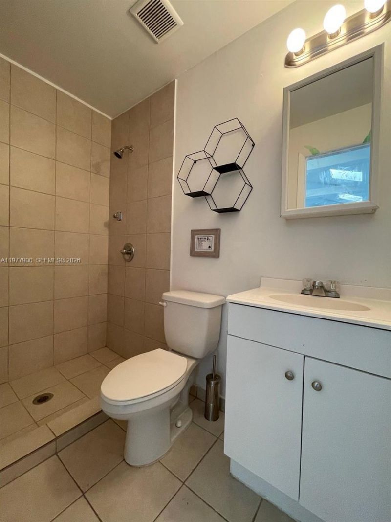 118 NW 24th St, Miami, FL 33127 Photo