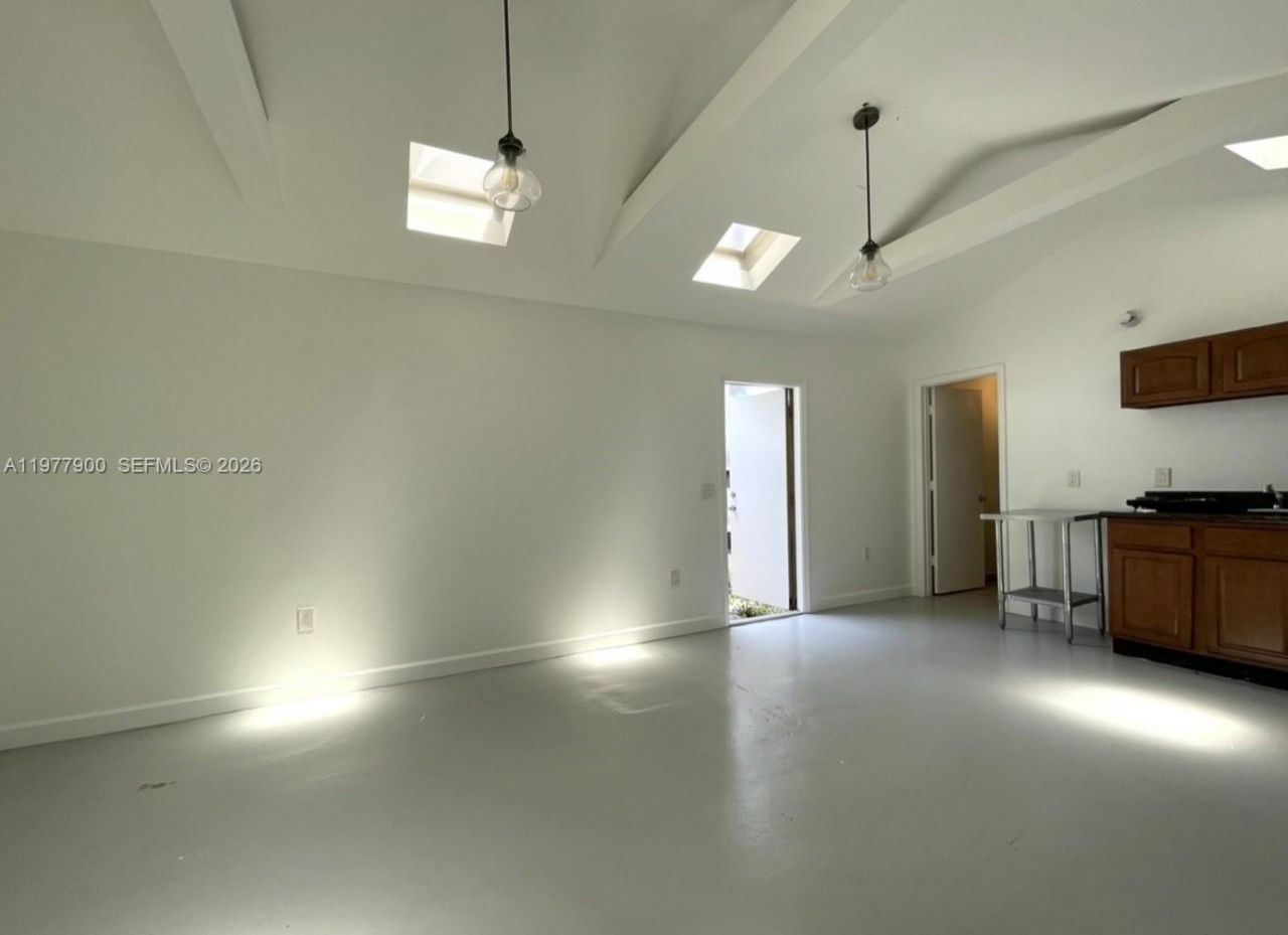 118 NW 24th St, Miami, FL 33127 Photo