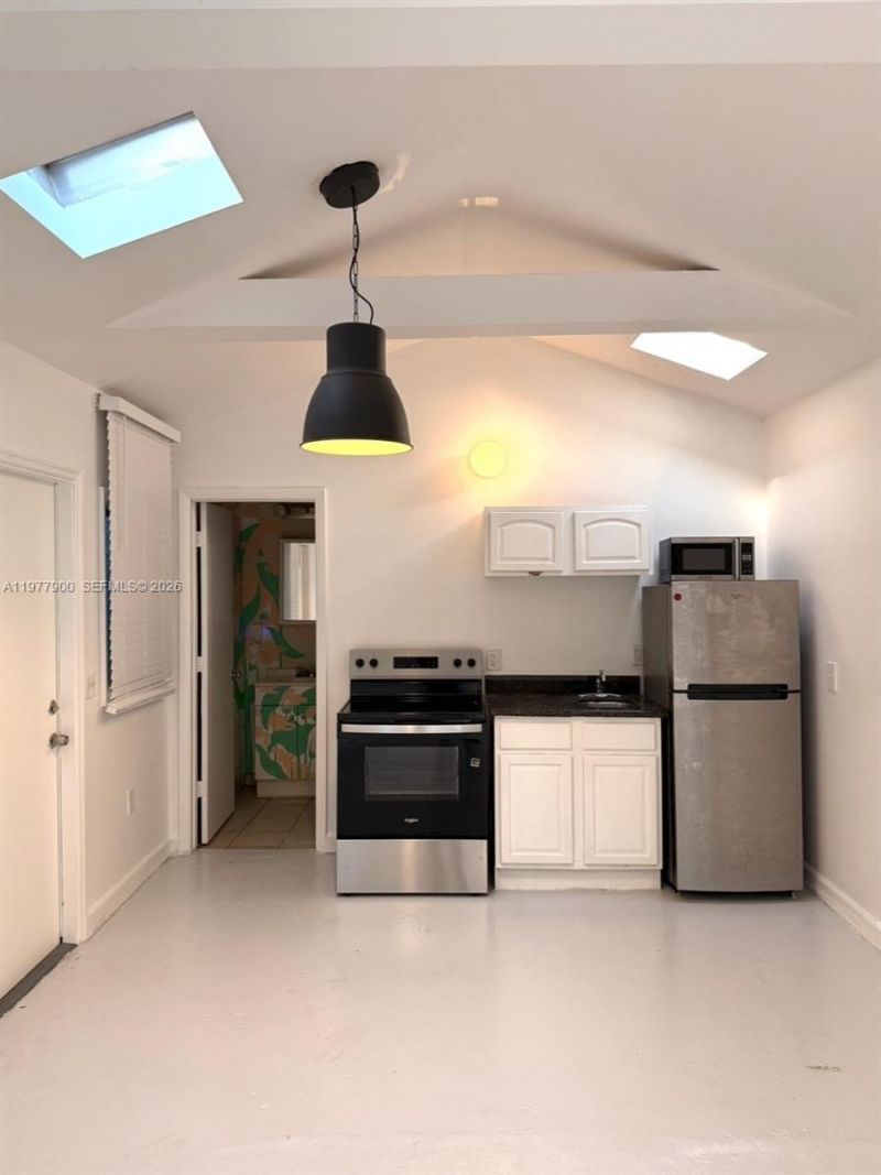 118 NW 24th St, Miami, FL 33127 Photo