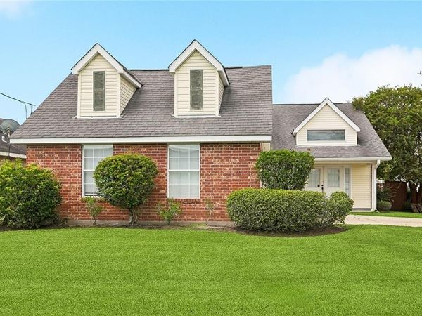 1010 MAIN Street , Belle Chasse, LA 70037