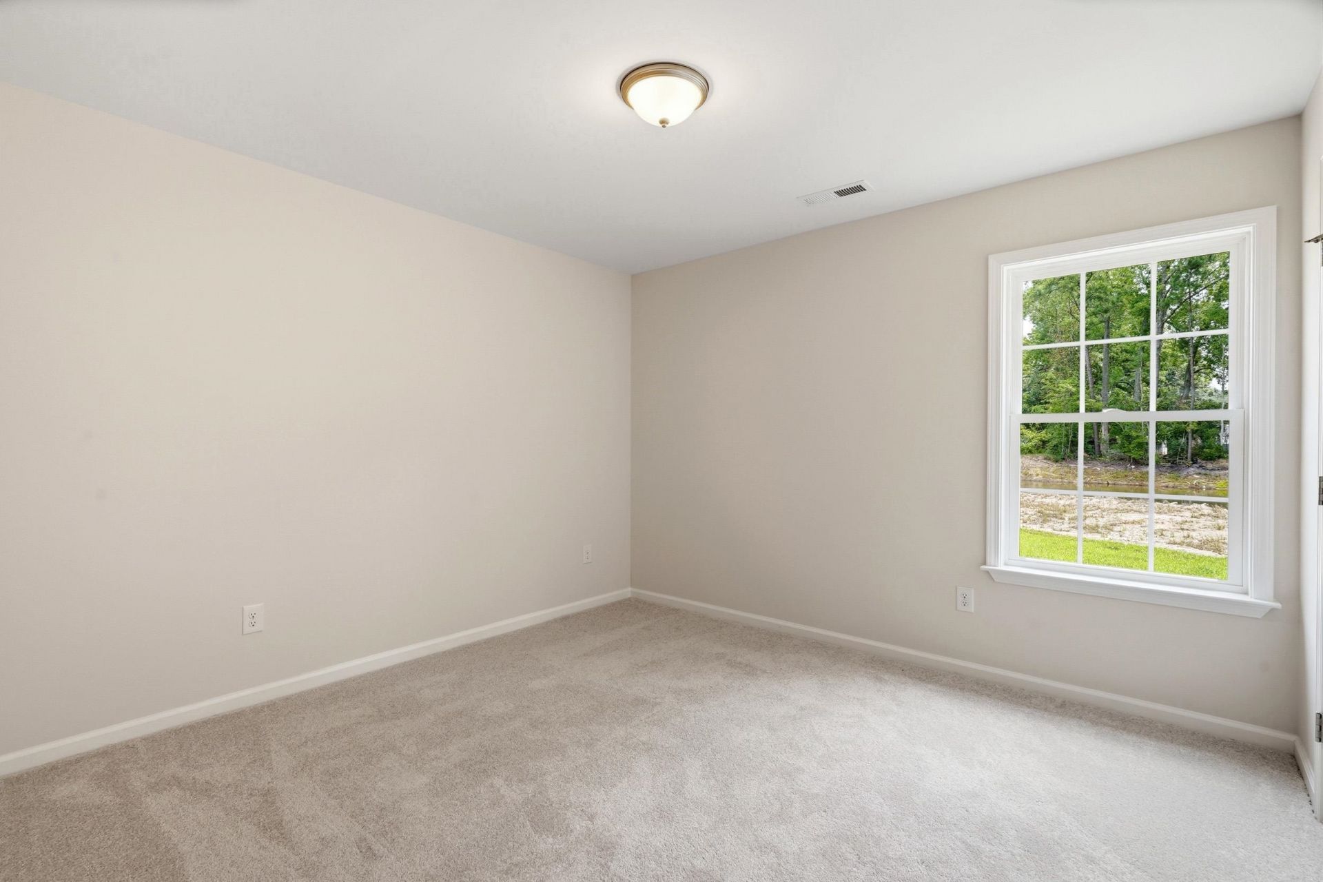 44 Bennington Ct Photo 11