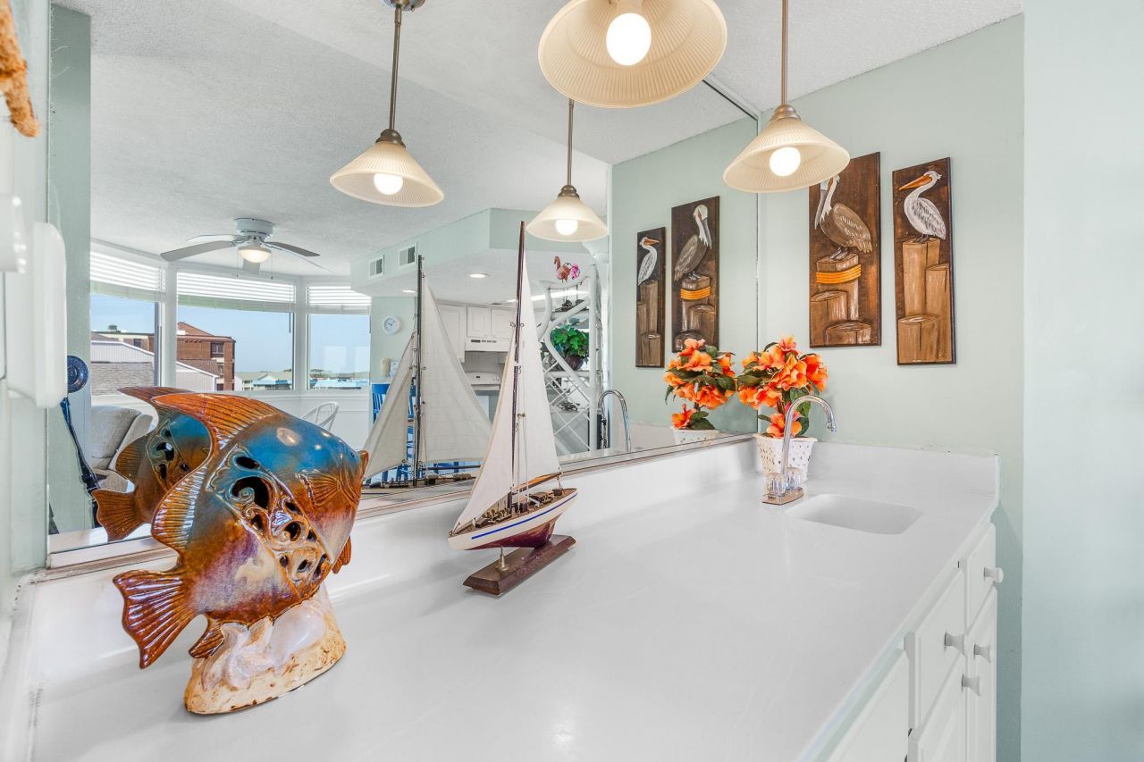 5806 North Ocean Blvd. Photo 16