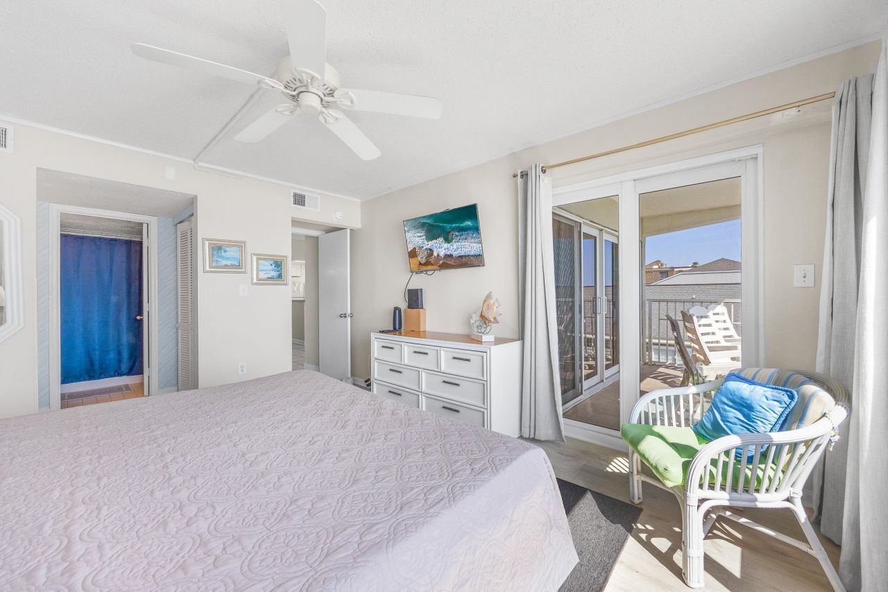 5806 North Ocean Blvd. Photo 19