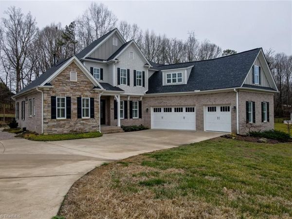 1964 Woodstock Road, Clemmons, NC 27012