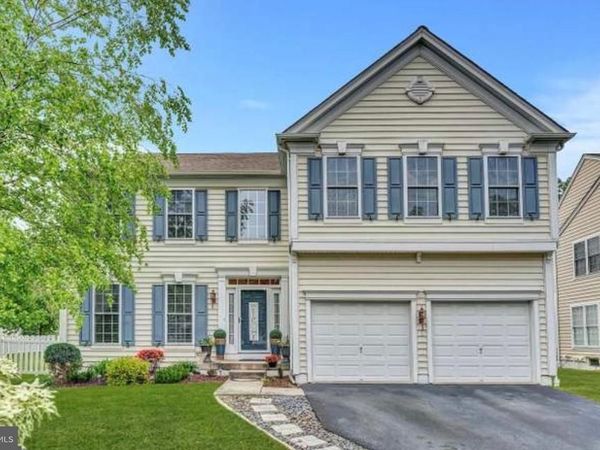 358 E ARMSTRONG DRIVE , FOUNTAINVILLE, PA 18923