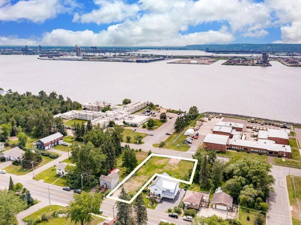 1521 Minnesota Avenue , Duluth, MN 55802