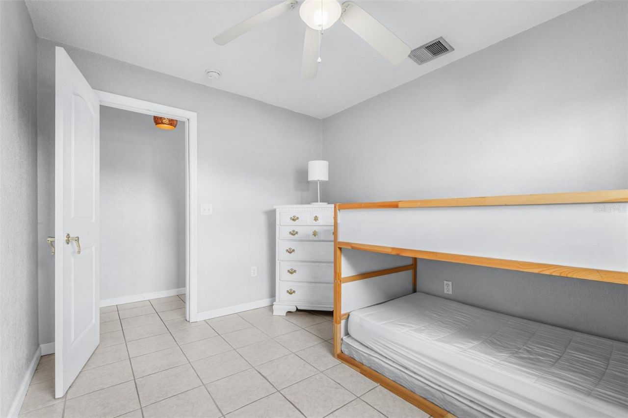 2584 Edmond Circle , Auburndale, FL 33823 Photo