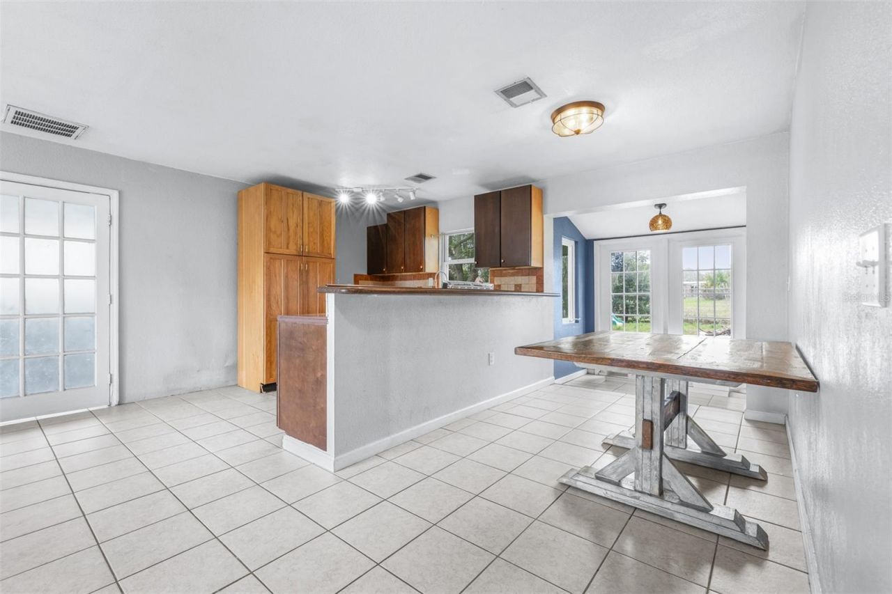 2584 Edmond Circle , Auburndale, FL 33823 Photo