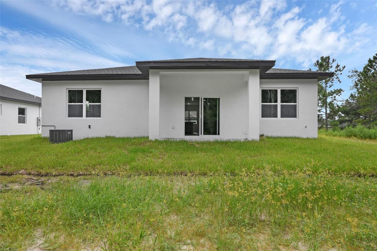 20563 SW Rainbow Lakes Boulevard , Dunnellon, FL 34431 Photo