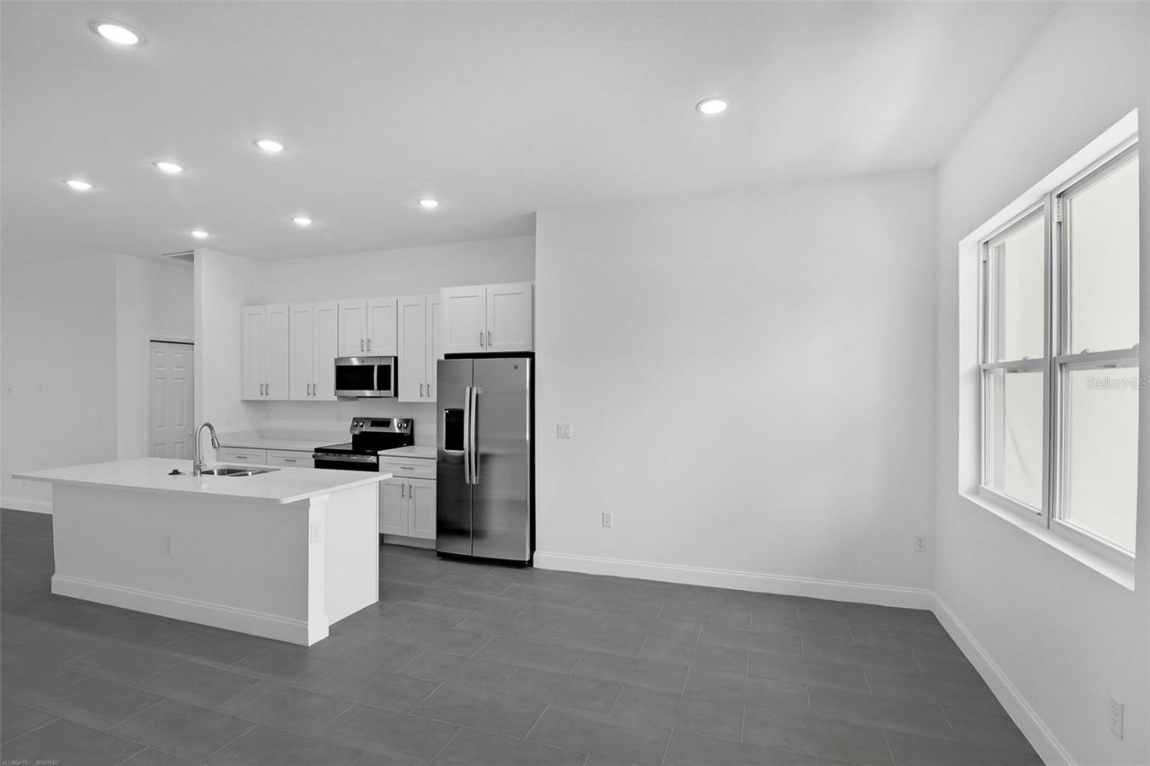 20563 SW Rainbow Lakes Boulevard , Dunnellon, FL 34431 Photo