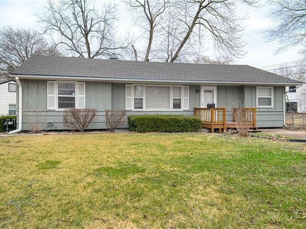 8413 Kentucky Avenue, Raytown, MO 64138