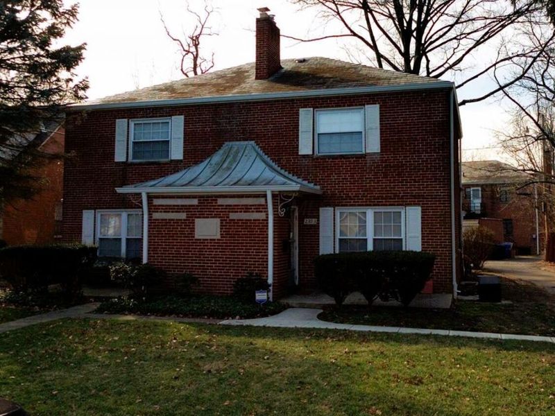 2393-2395 Dover Road, Columbus, OH 43209 Photo 2