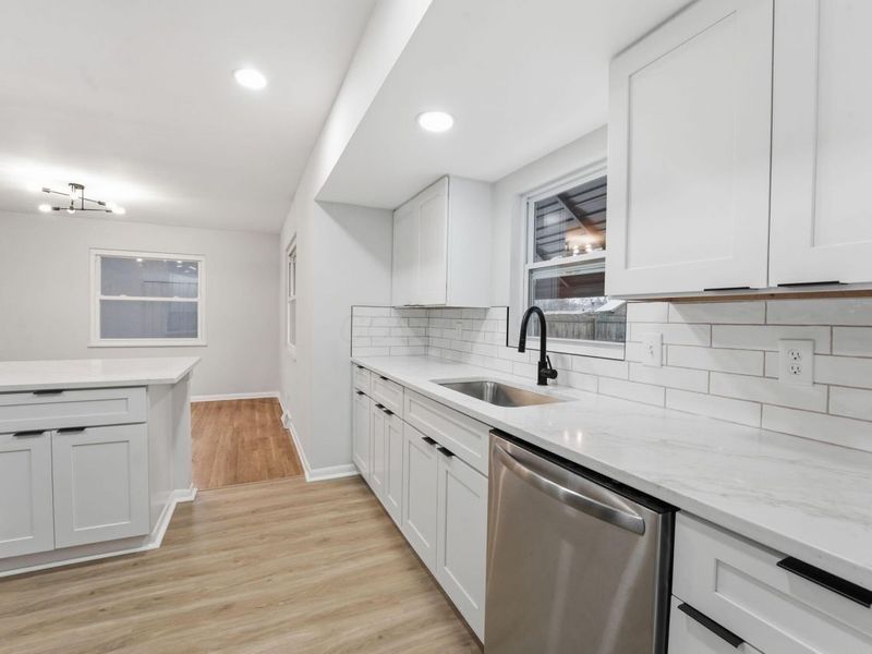 169 Flint Ridge Drive, Columbus, OH 43230 Photo 18