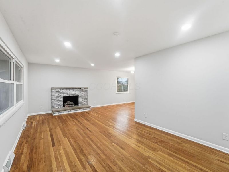 169 Flint Ridge Drive, Columbus, OH 43230 Photo 8