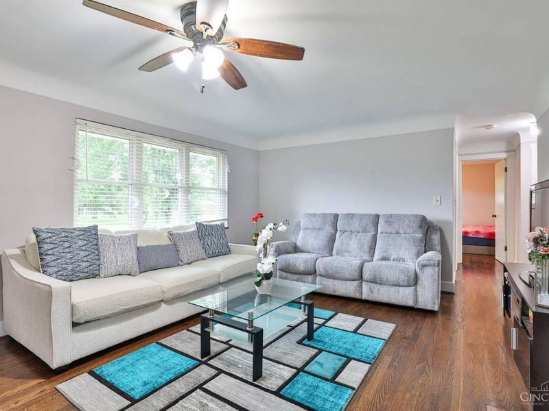 8698 Cox Road, West Chester, OH 45069 Photo 4