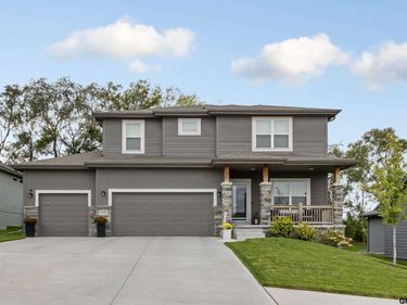 8630 N 177 Street, Bennington, NE 68007