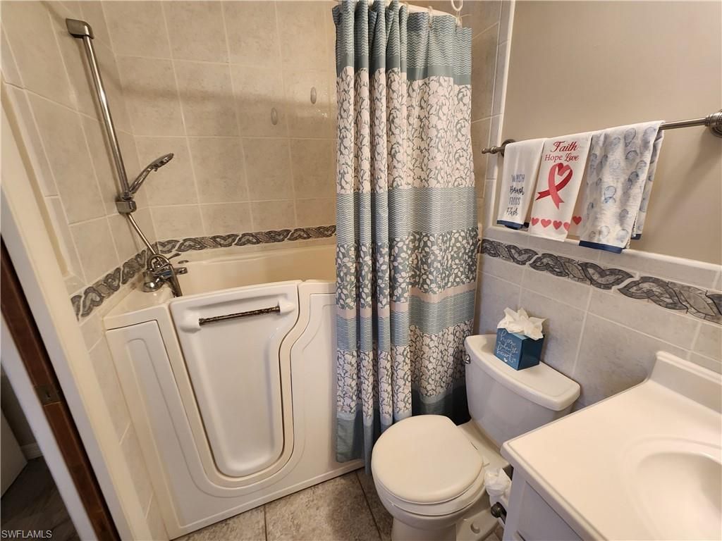 1220 SE 40th St , Unit 6, Cape Coral, FL 33904 Photo