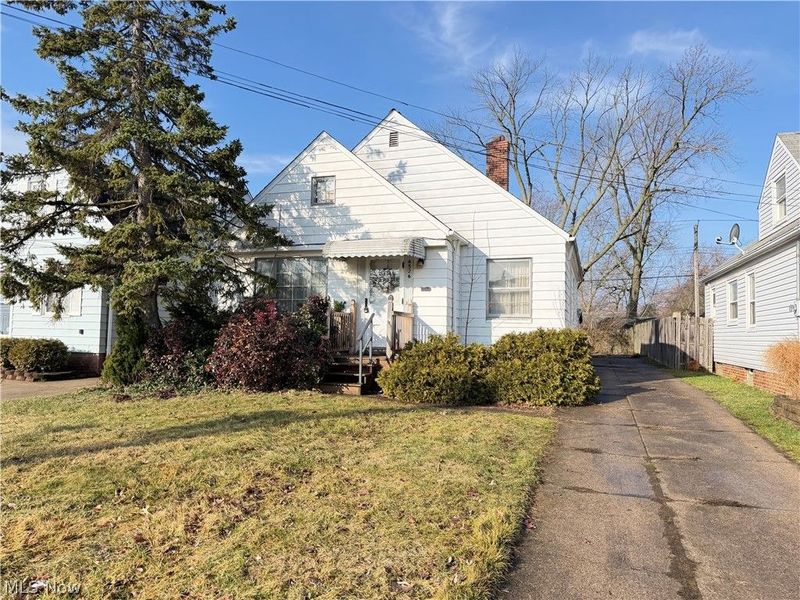 6526 Westminster Drive, Parma, OH 44129 Photo 2