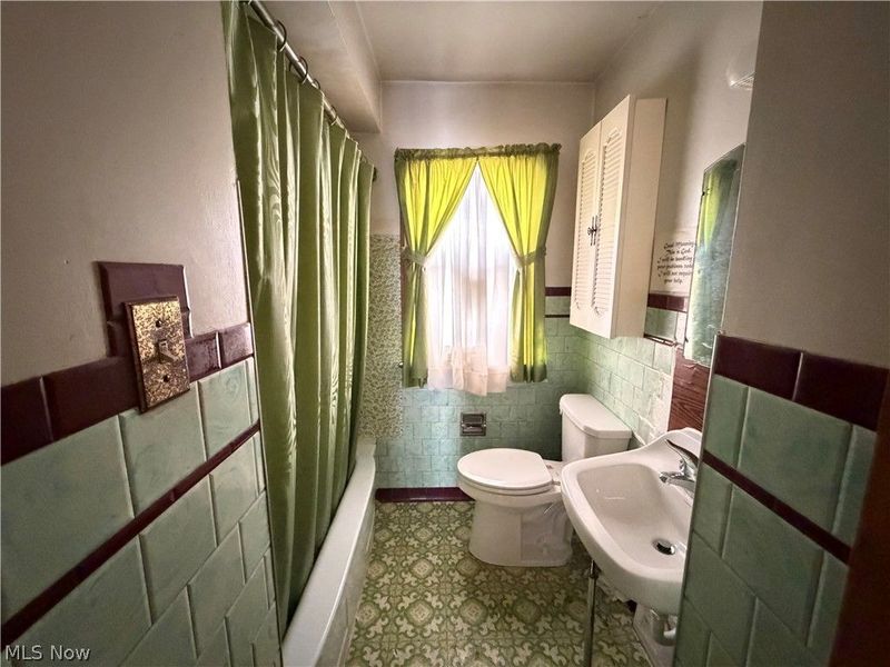 6526 Westminster Drive, Parma, OH 44129 Photo 8