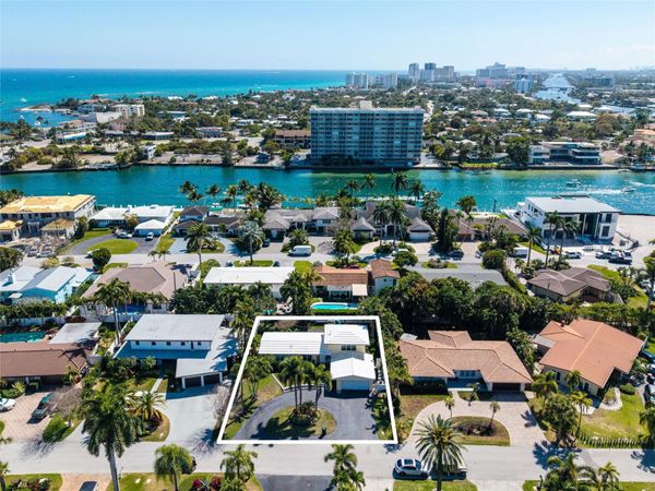 2630 NE 25th Street, Lighthouse Point, FL 33064
