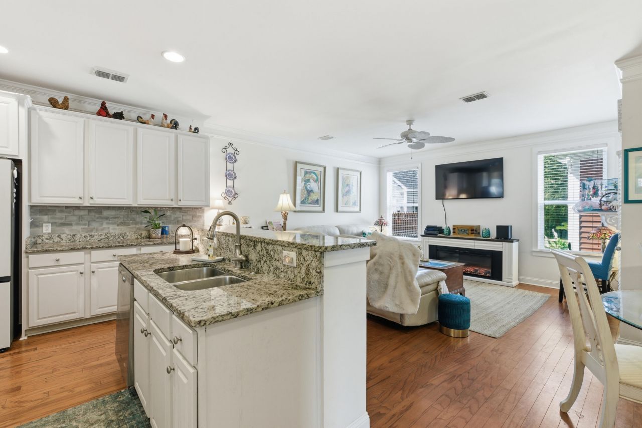 3216 Moonlight Drive Photo 10