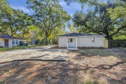 1757 Skinner Avenue photo 4