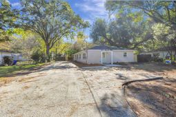 1757 Skinner Avenue photo 4