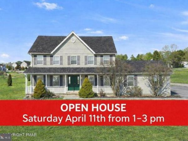 104 CORINE WAY, SAYLORSBURG, PA 18353