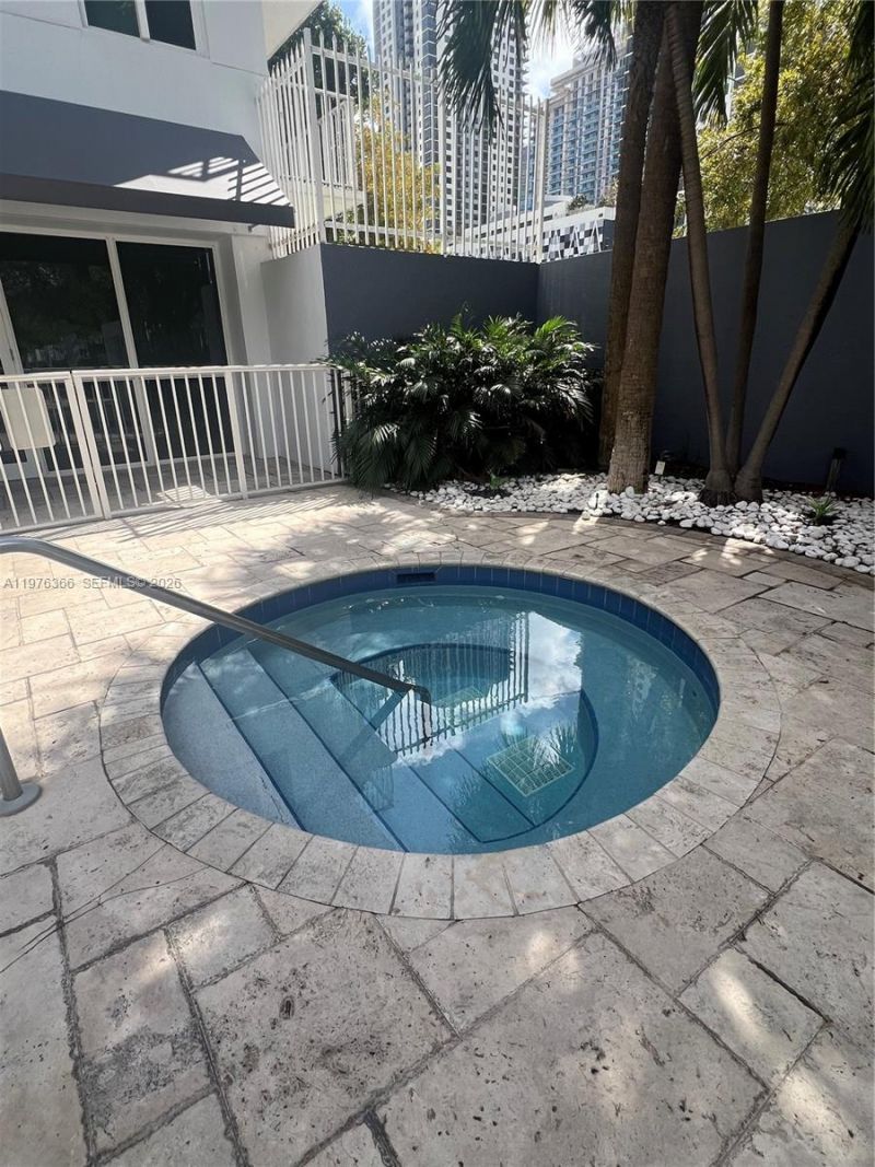850 N Miami Ave, Unit W-1808, Miami, FL 33136 Photo