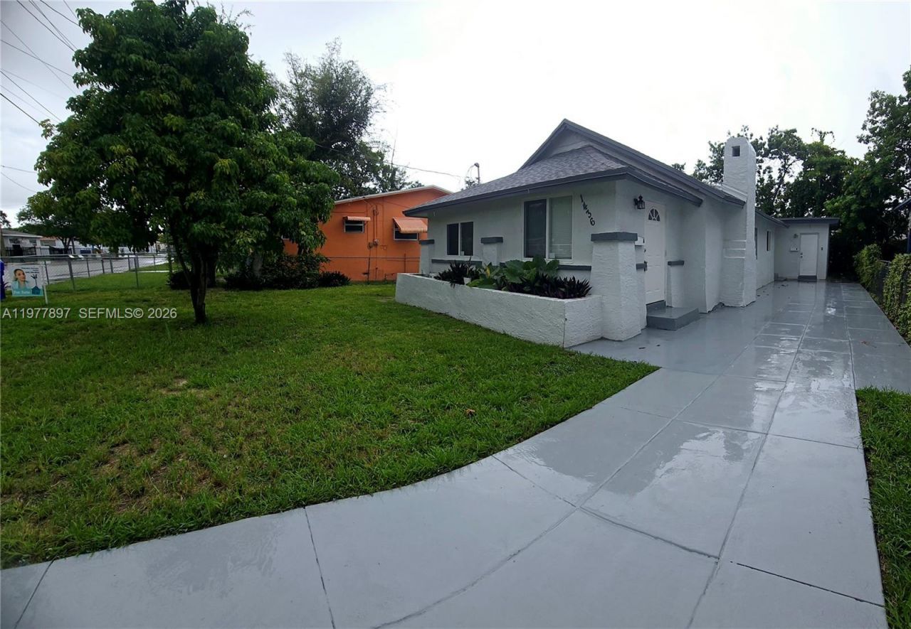 1436 NW 51st Ter , Miami, FL 33142 Photo