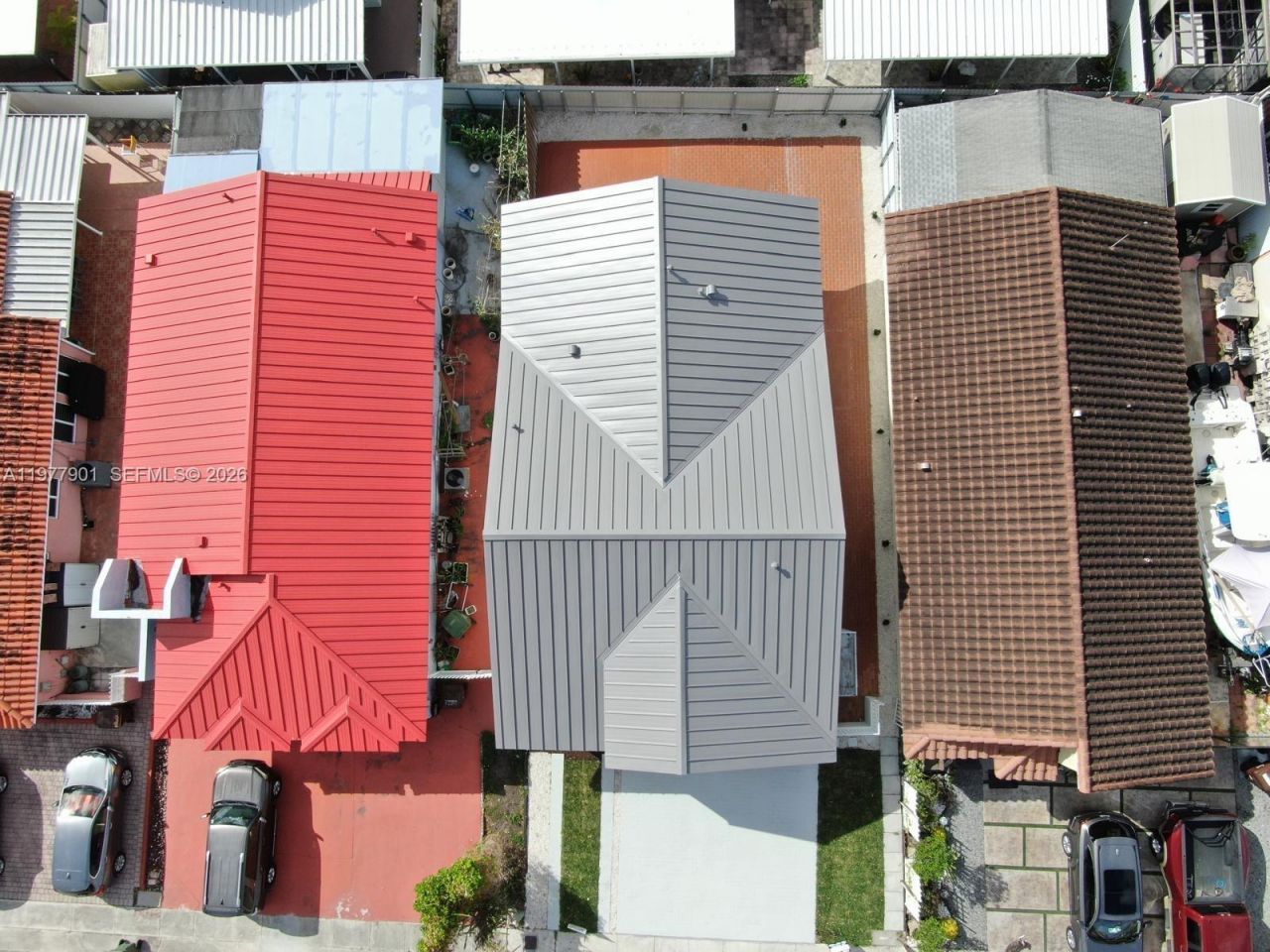 2566 W 73rd Pl, Hialeah, FL 33016 Photo