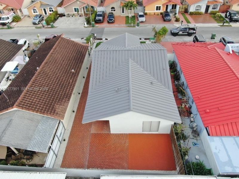 2566 W 73rd Pl, Hialeah, FL 33016 Photo