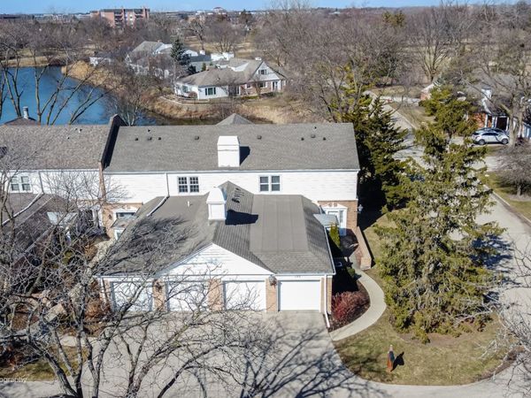 133 Rivershire Lane , Lincolnshire, IL 60069